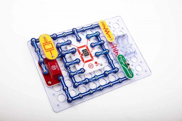 750 proyectos desde los fundamentos hasta experimentos avanzados