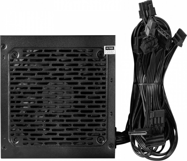 Cables planos y amplia dotación de conectores