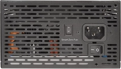 Cableado totalmente modular y Smart Zero Fan