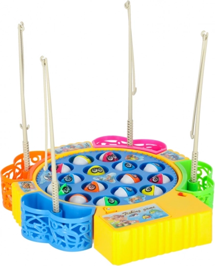 Lago giratorio con peces que abren la boca