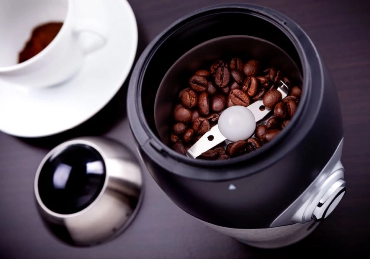 Cuchilla de acero de precisión para una molienda uniforme