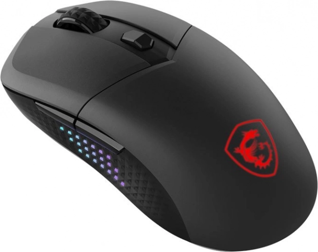 Ergonomía, bajo peso y RGB