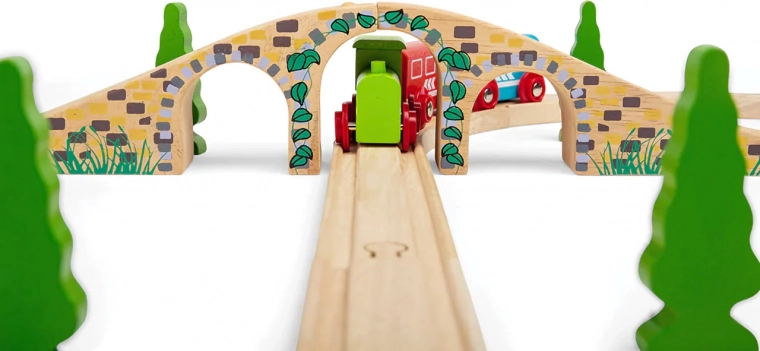 Compatible con la mayoría de circuitos de trenes de madera