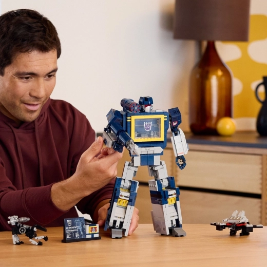 RAVAGE y LASERBEAK como casetes