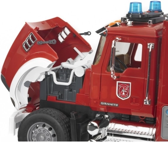 Partes abatibles y motor detallado