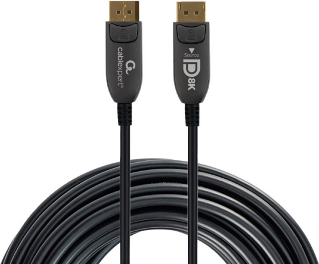 Cable fino y resistente con conectores metálicos
